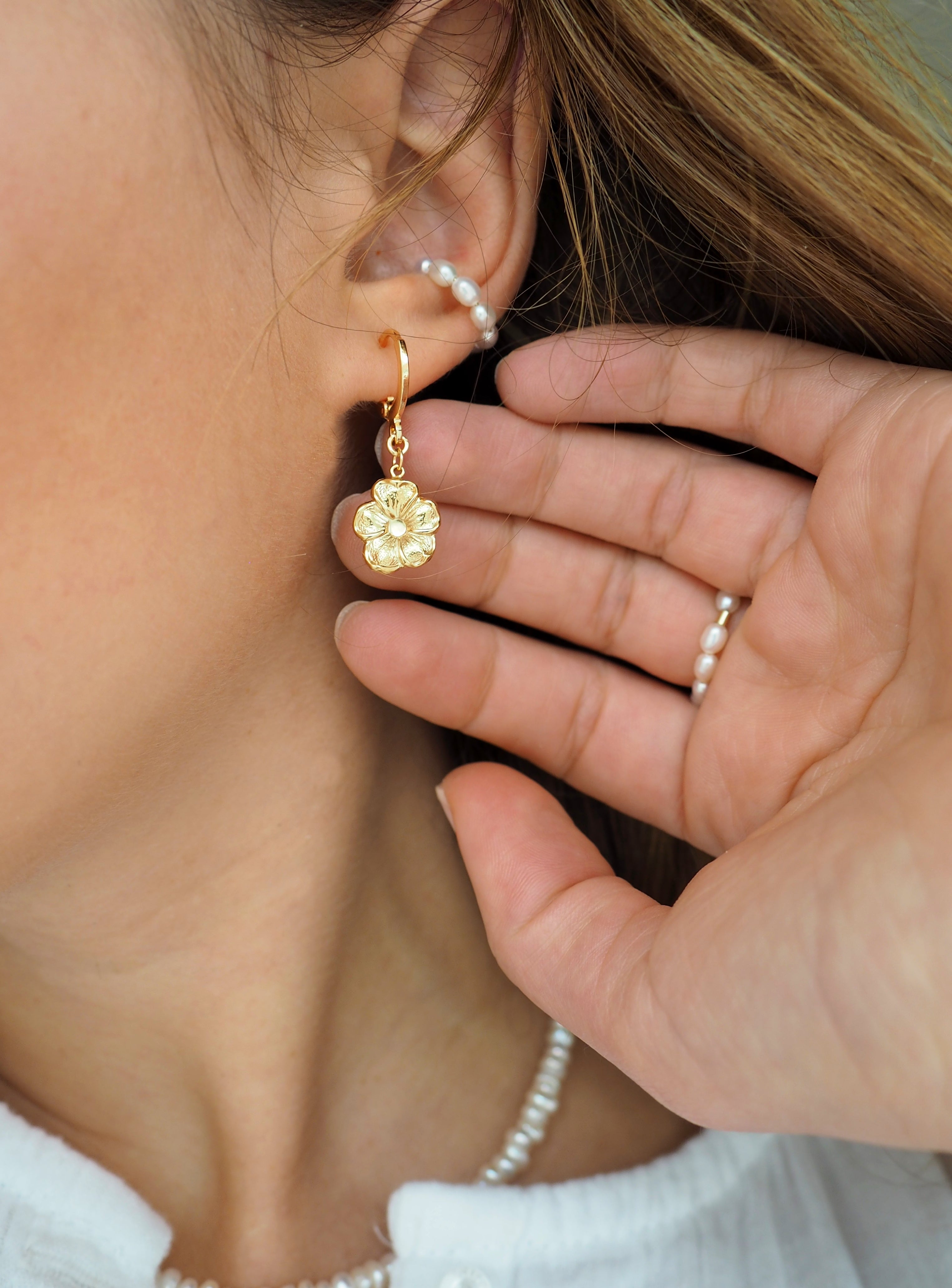 Fleur Mini Hoops