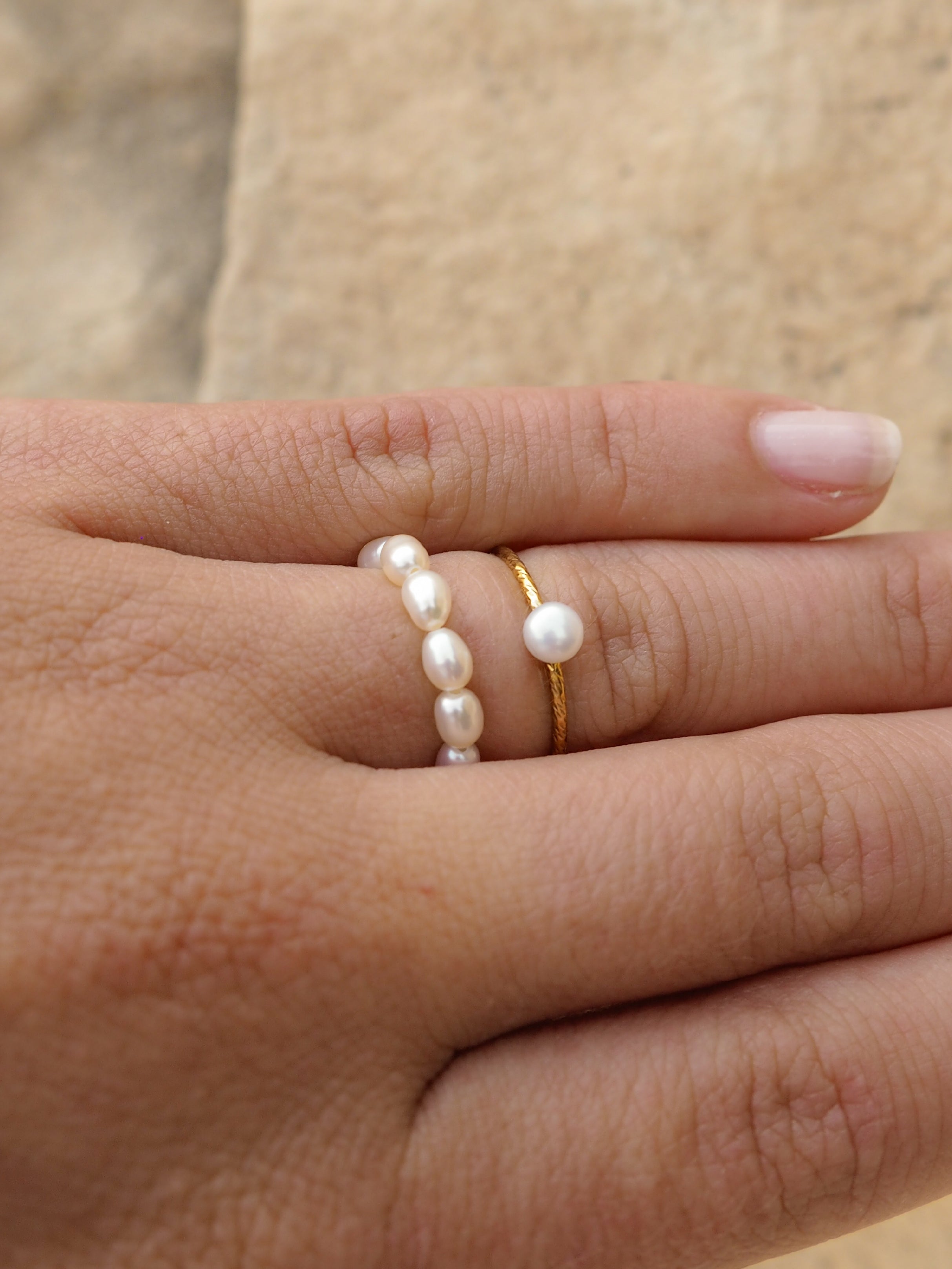 AVOLA Pearl Ring