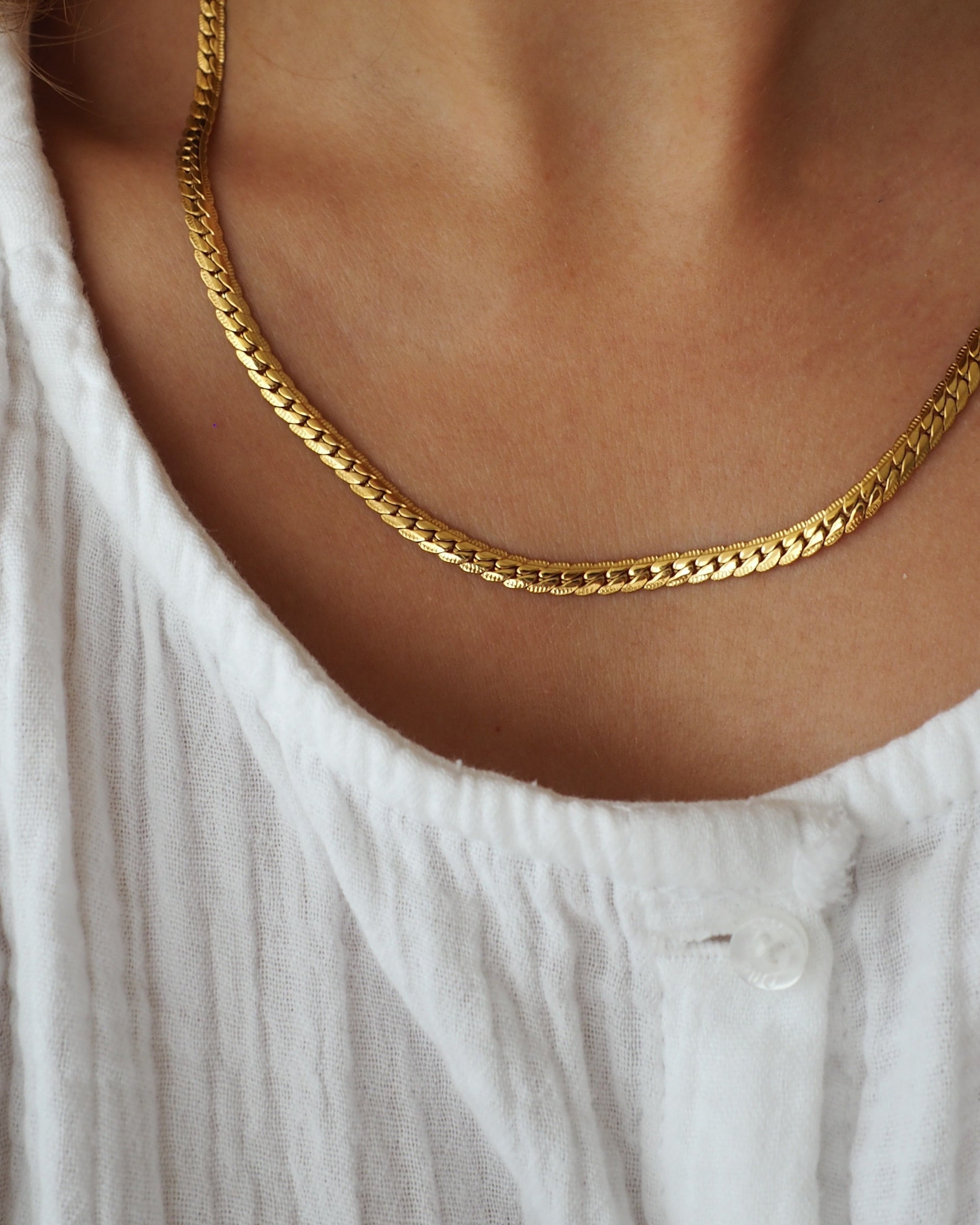 FLUIRE Necklace