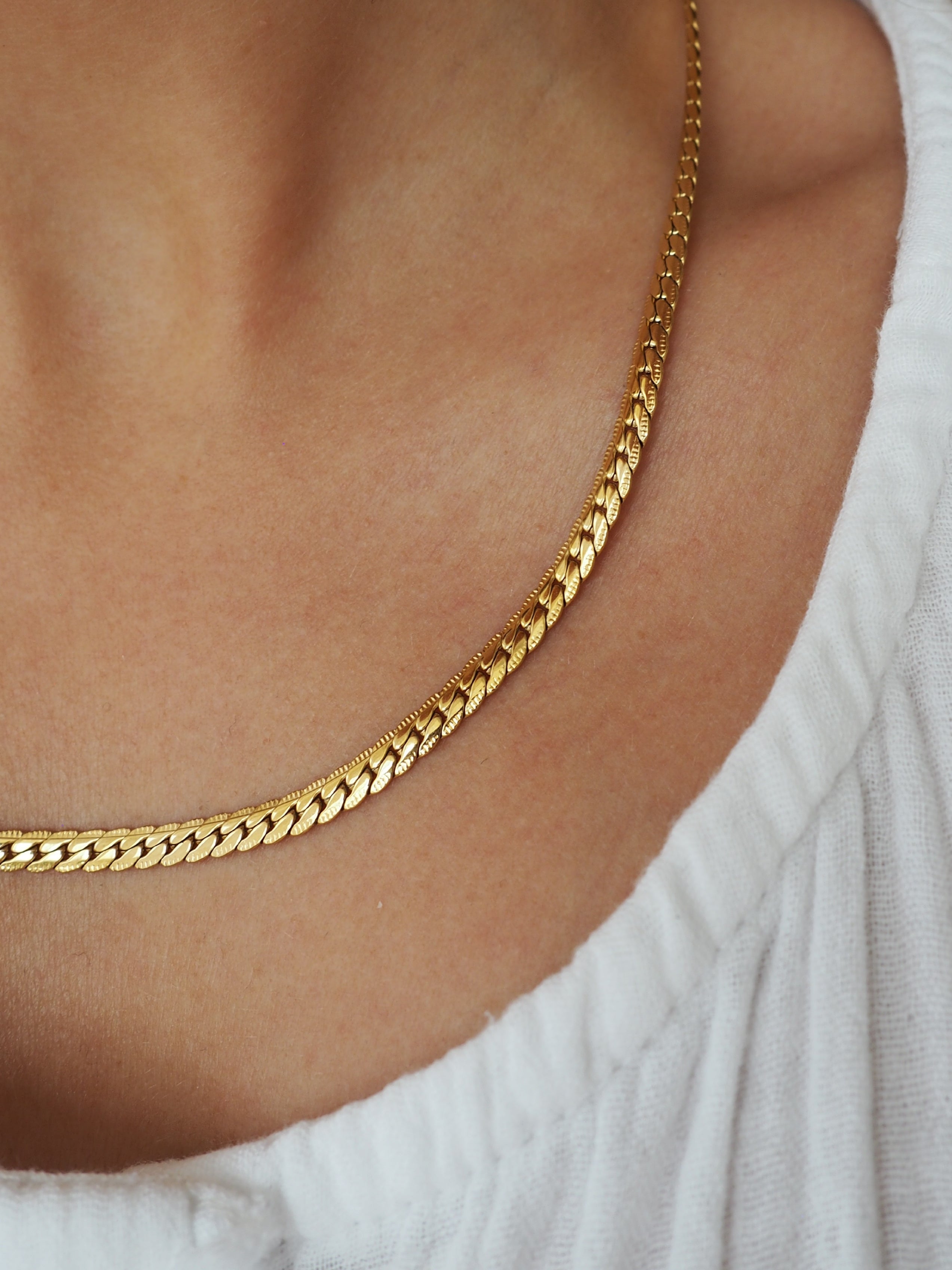 FLUIRE Necklace