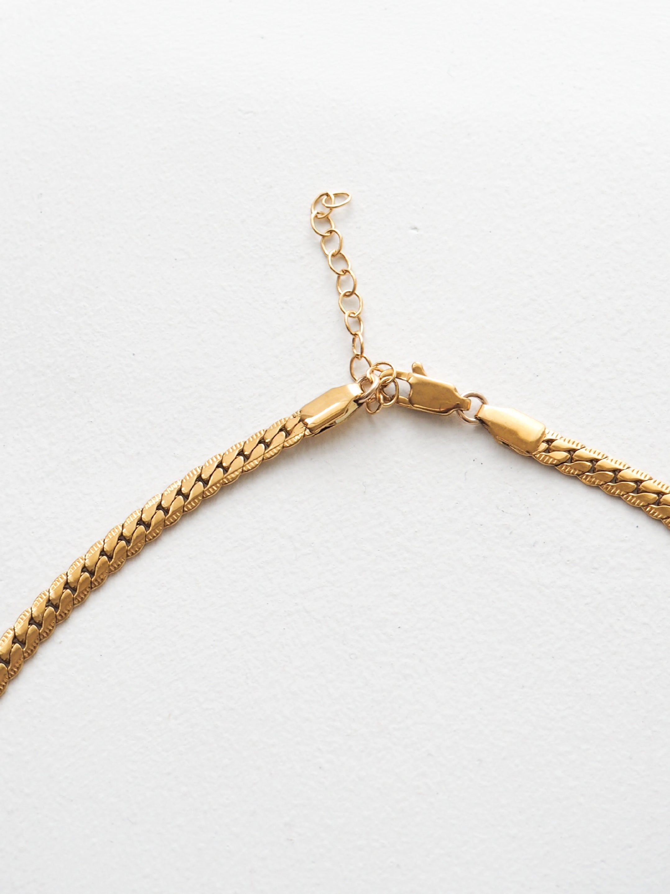 FLUIRE Necklace