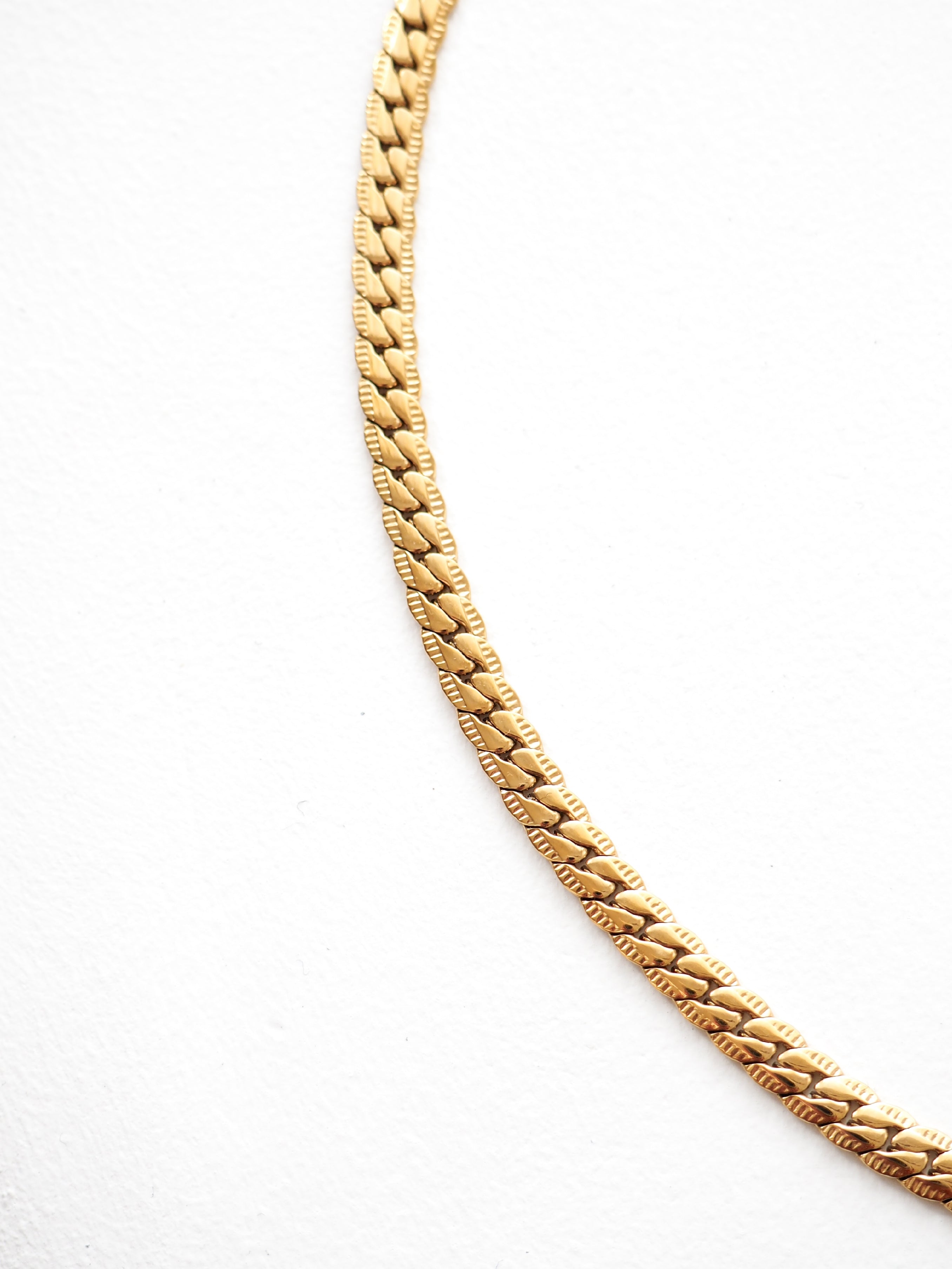 FLUIRE Necklace