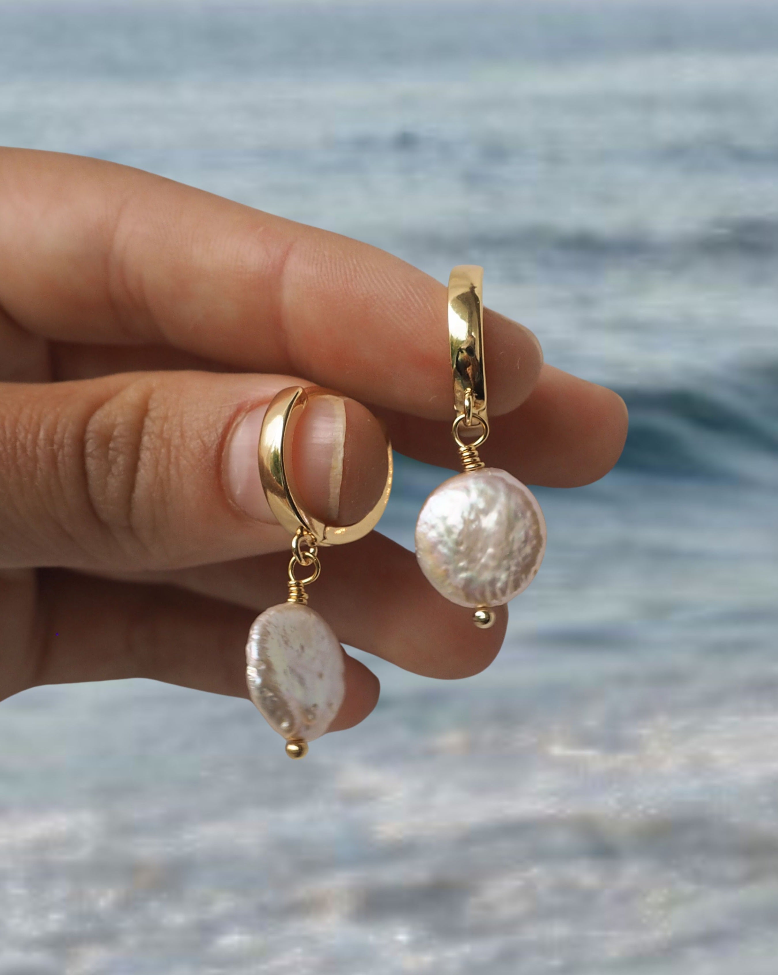 FENERA Hoop Earrings