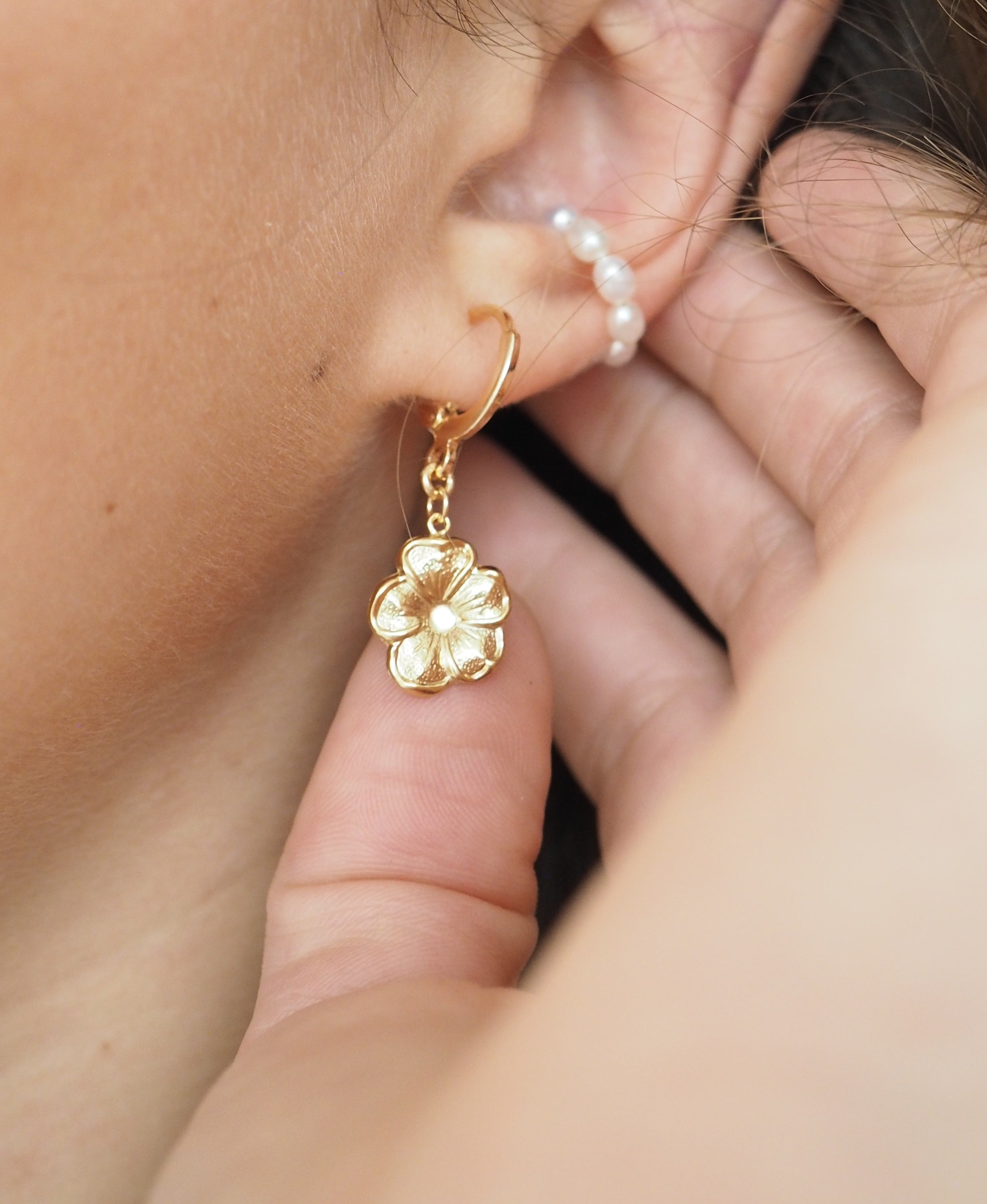 Fleur Mini Hoops