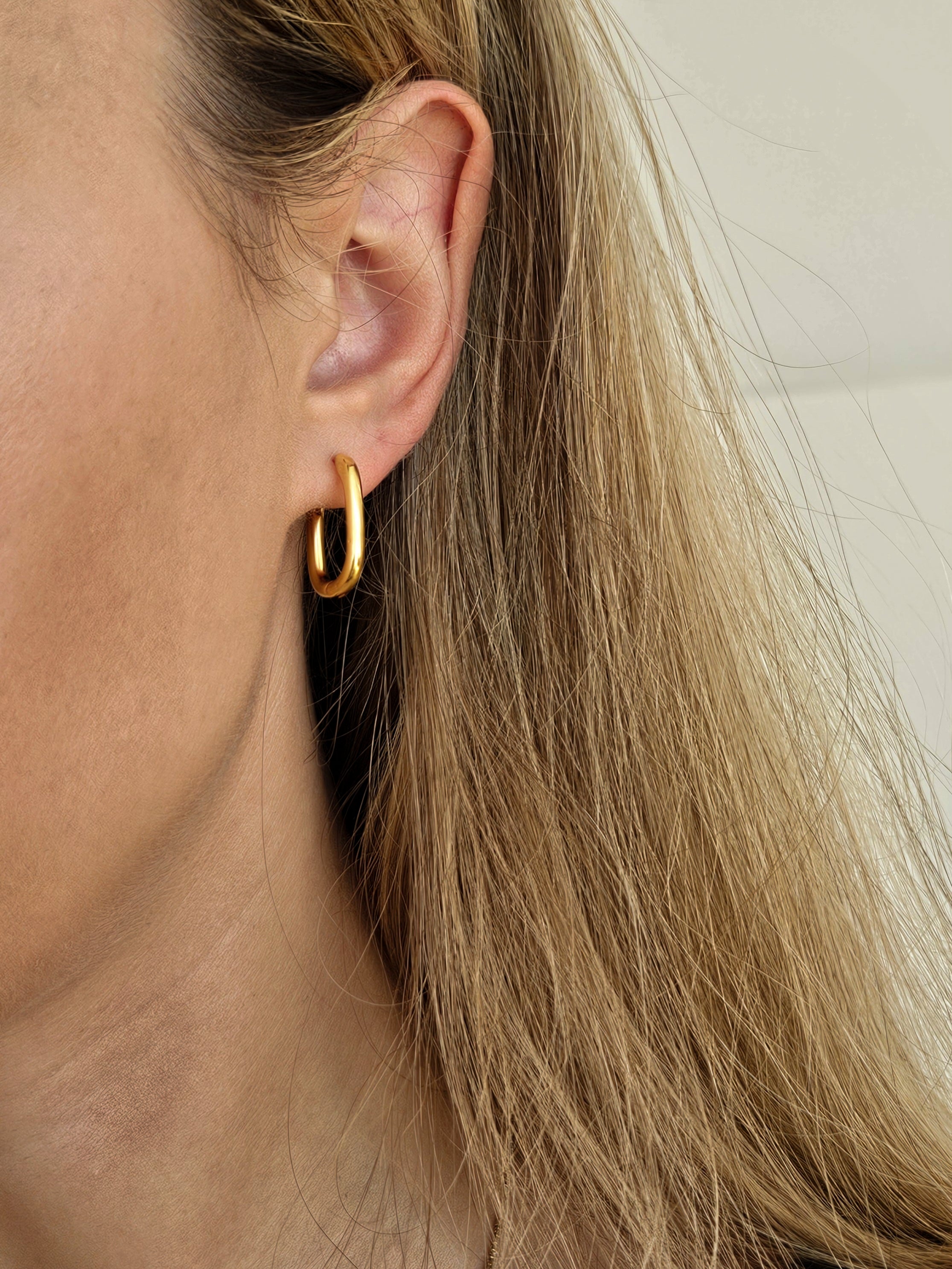 CALA Oval Hoops Large