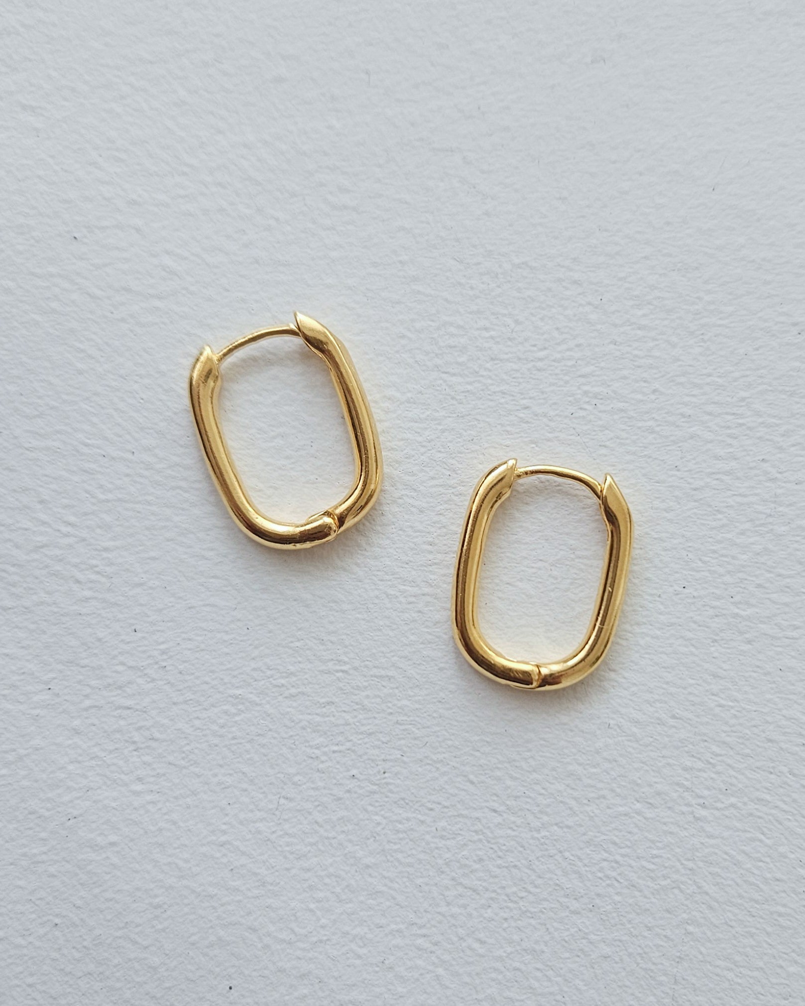 CALA Oval Hoops Large