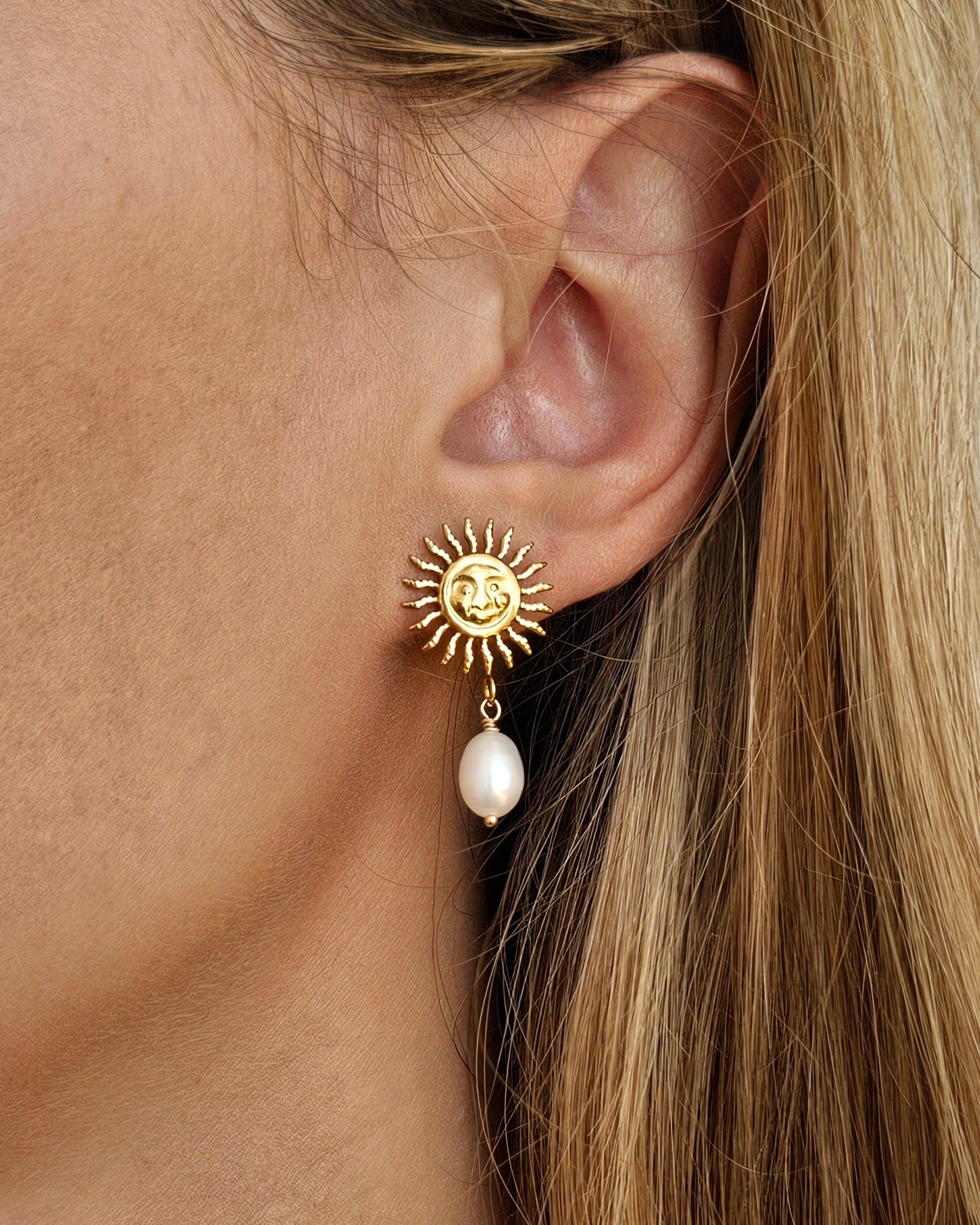 SUN SEEKER Ear Studs