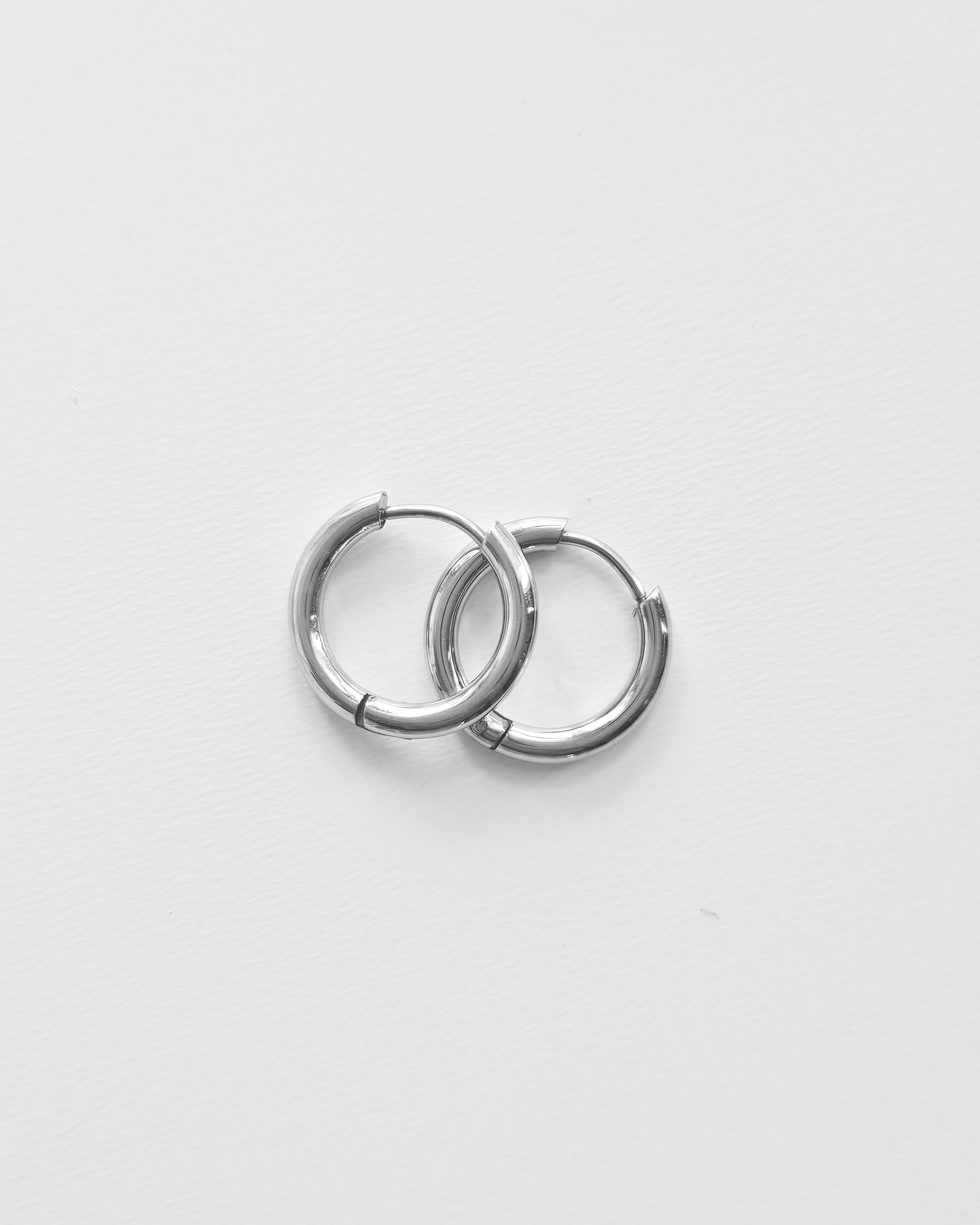 ESSENTIAL Hoops