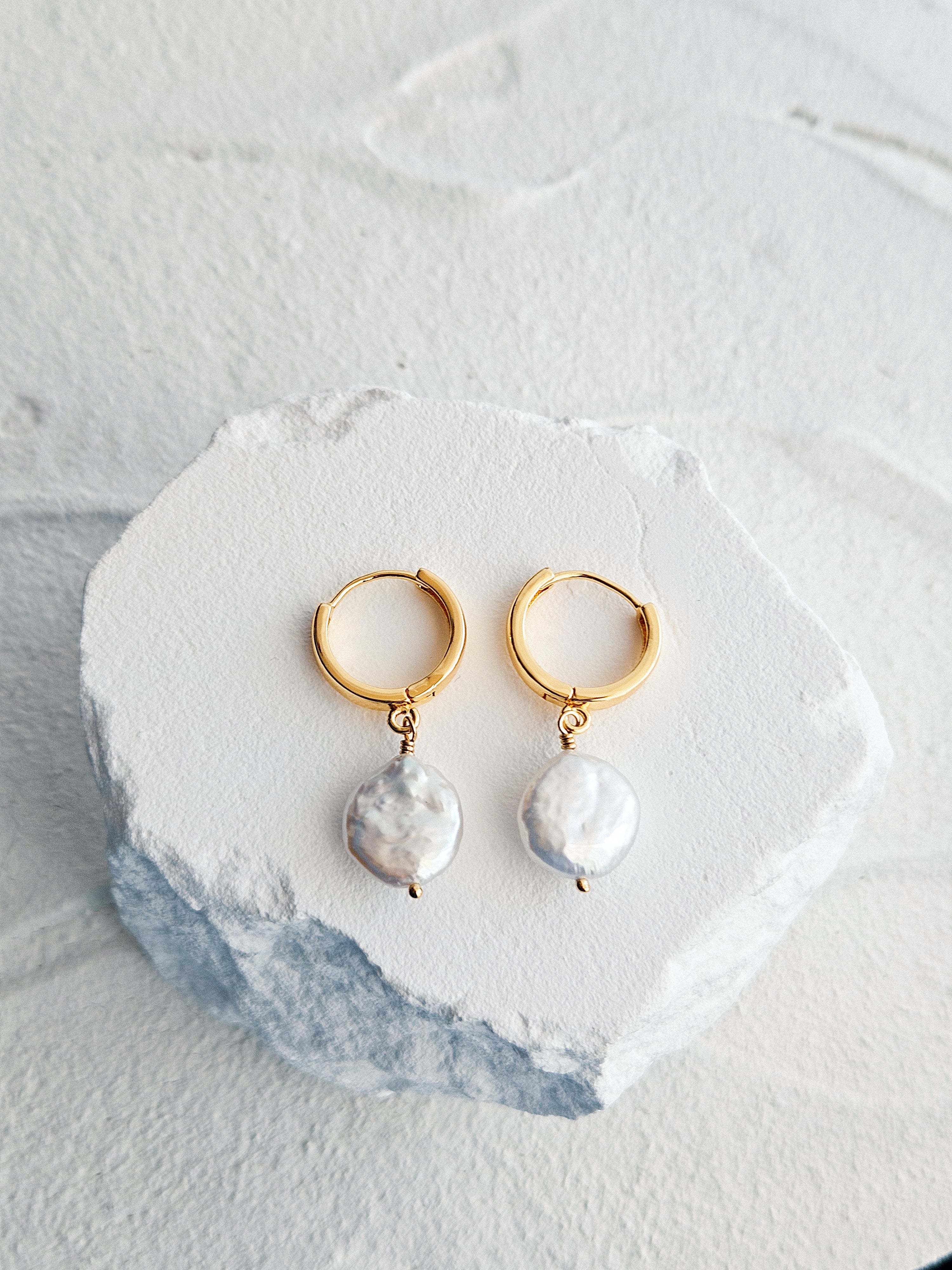 FENERA Hoop Earrings