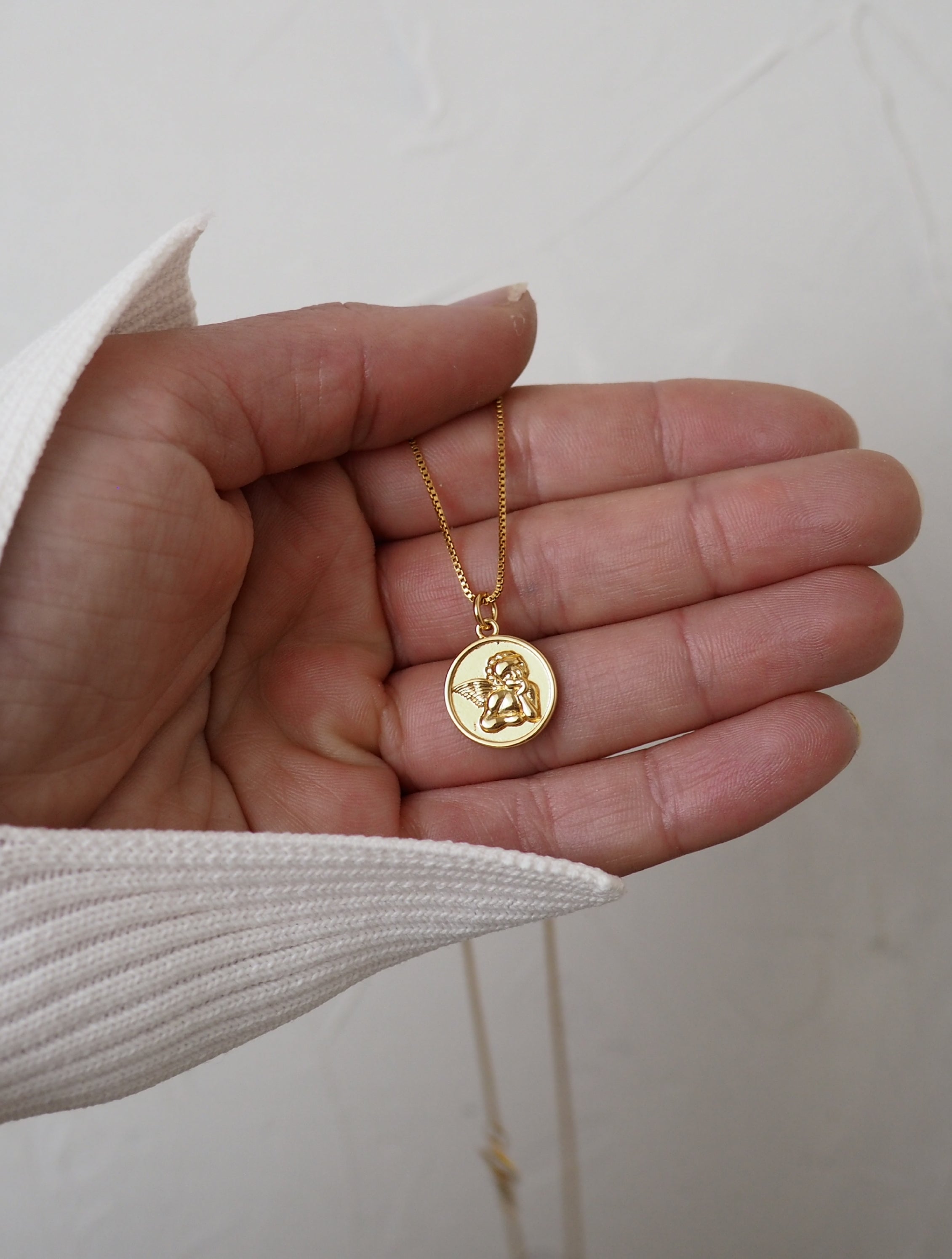 AMOR Necklace