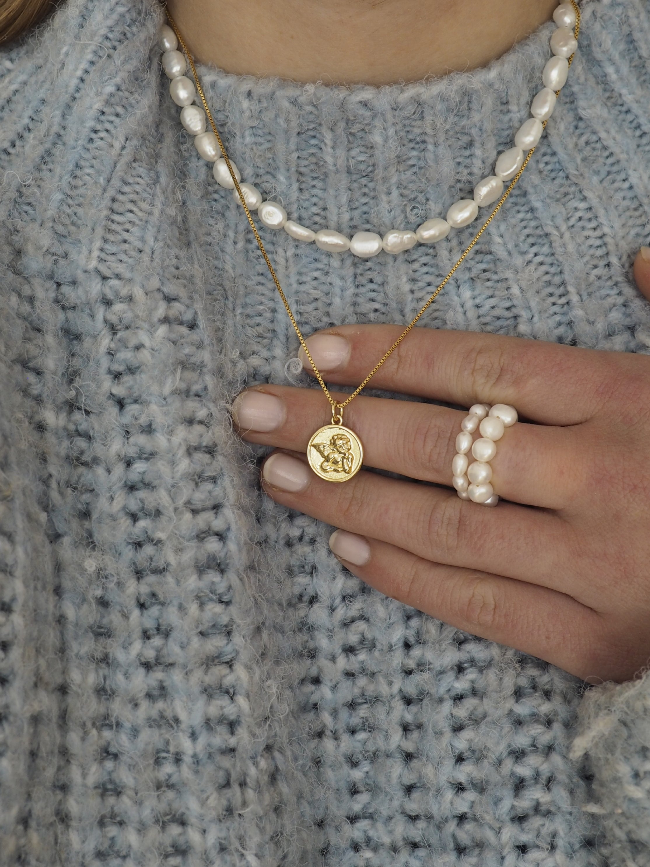 AMOR Necklace