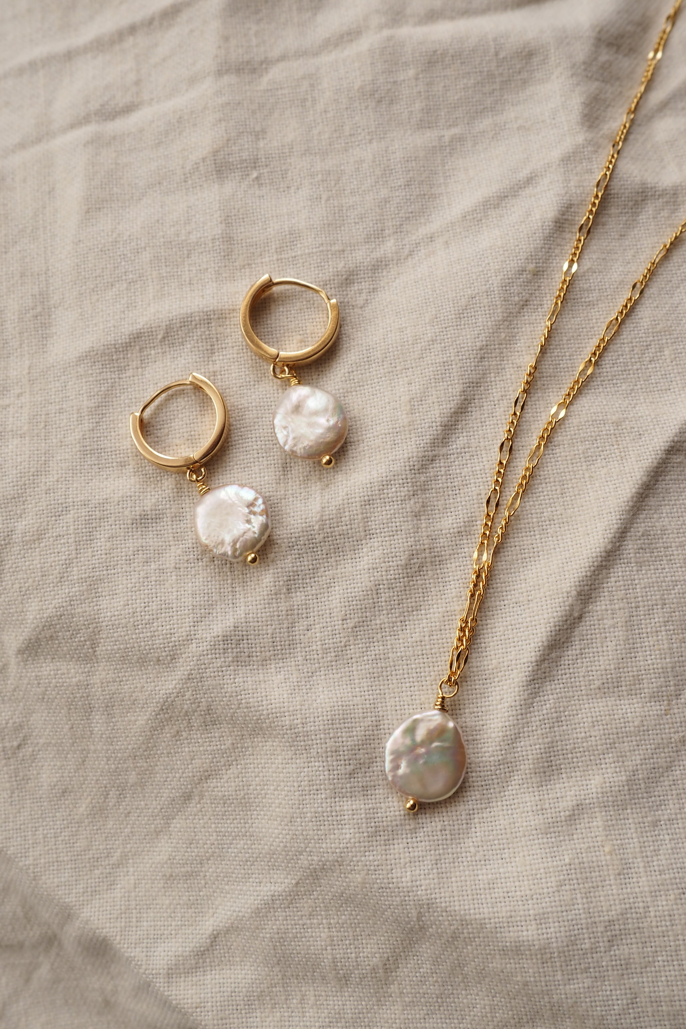 FENERA Hoop Earrings