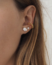 Load image into Gallery viewer, ALAIA Ear Studs
