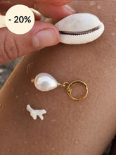 Load image into Gallery viewer, Mini Hoops &quot;KESHI PEARL&quot;
