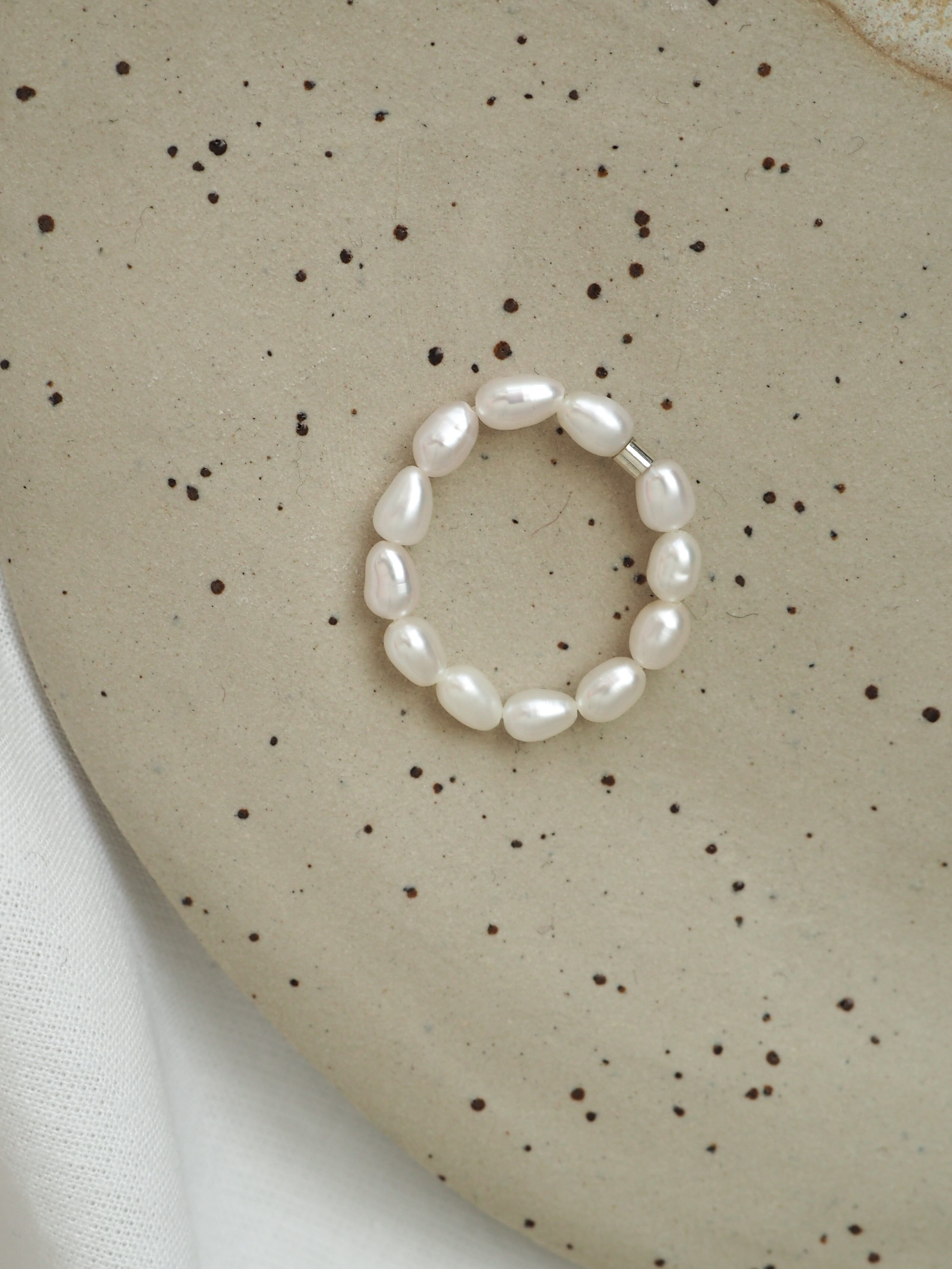 SUNRAYS Ring