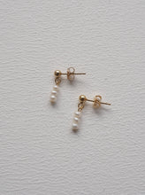 Load image into Gallery viewer, MARBELLA Ear Studs
