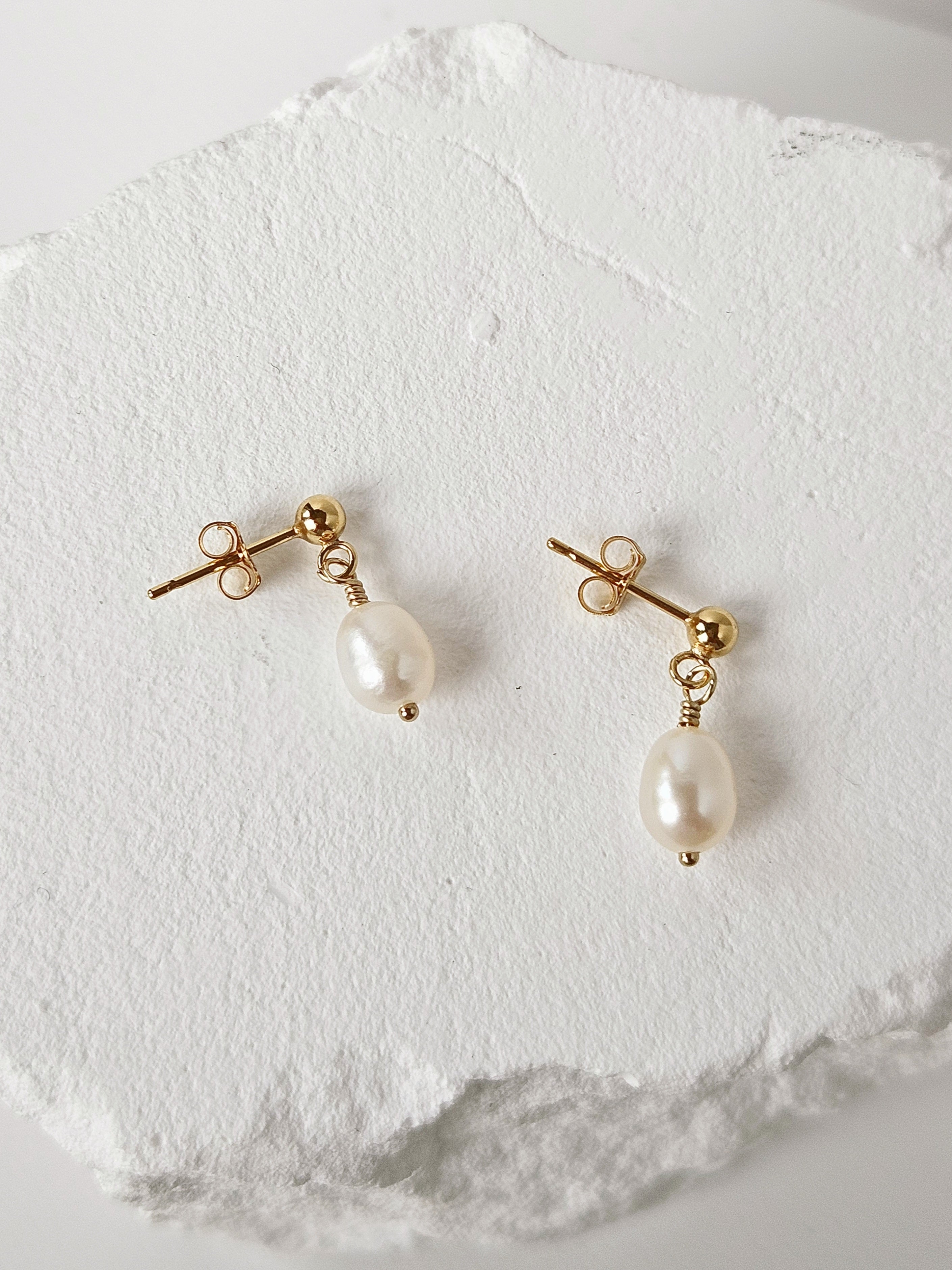 CAPRI Ear Studs