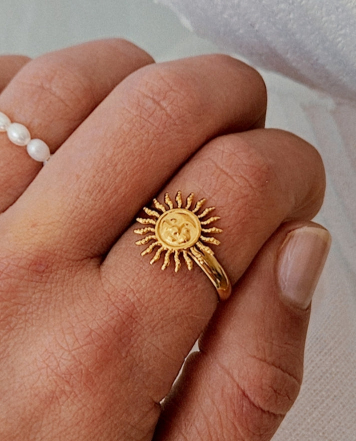 SUN SEEKER Ring
