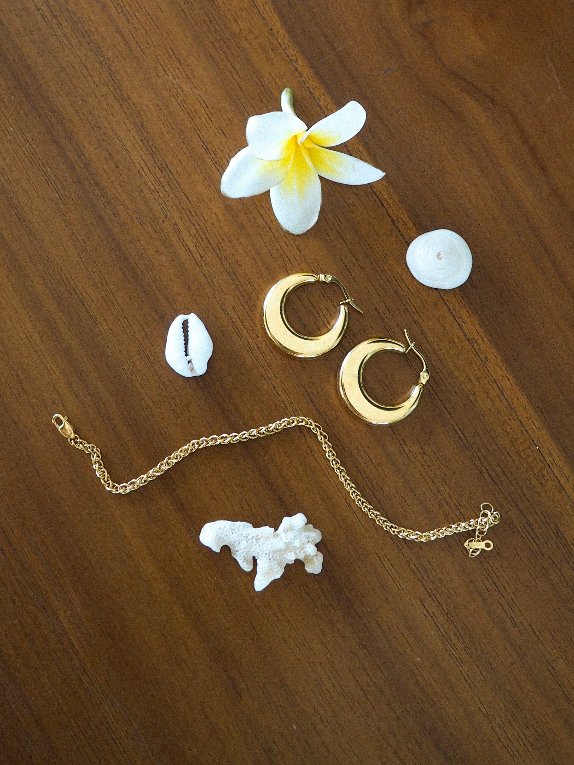 ISLA Hoop Earrings