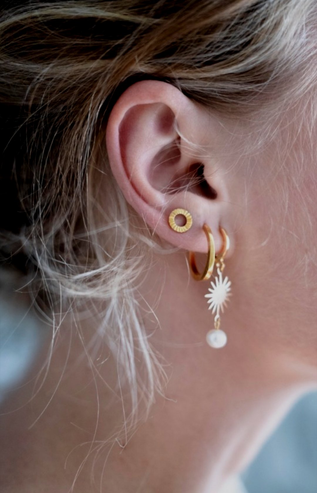 SOLEIL Mini Hoops