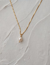 Load image into Gallery viewer, Necklace &quot;CAPRI&quot;
