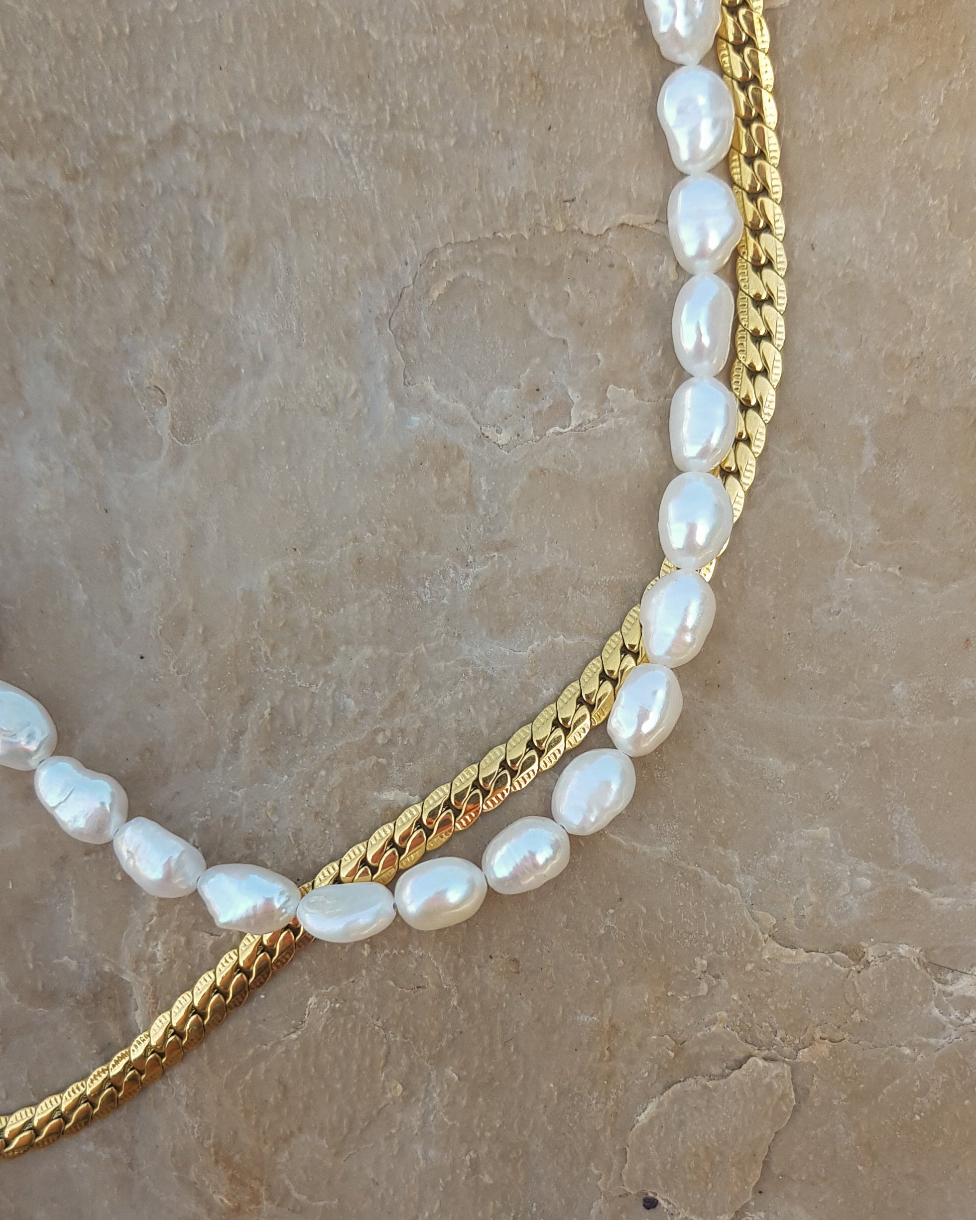 SIENA Choker
