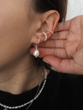Load image into Gallery viewer, Silver Ear Cuff ROVIGNO
