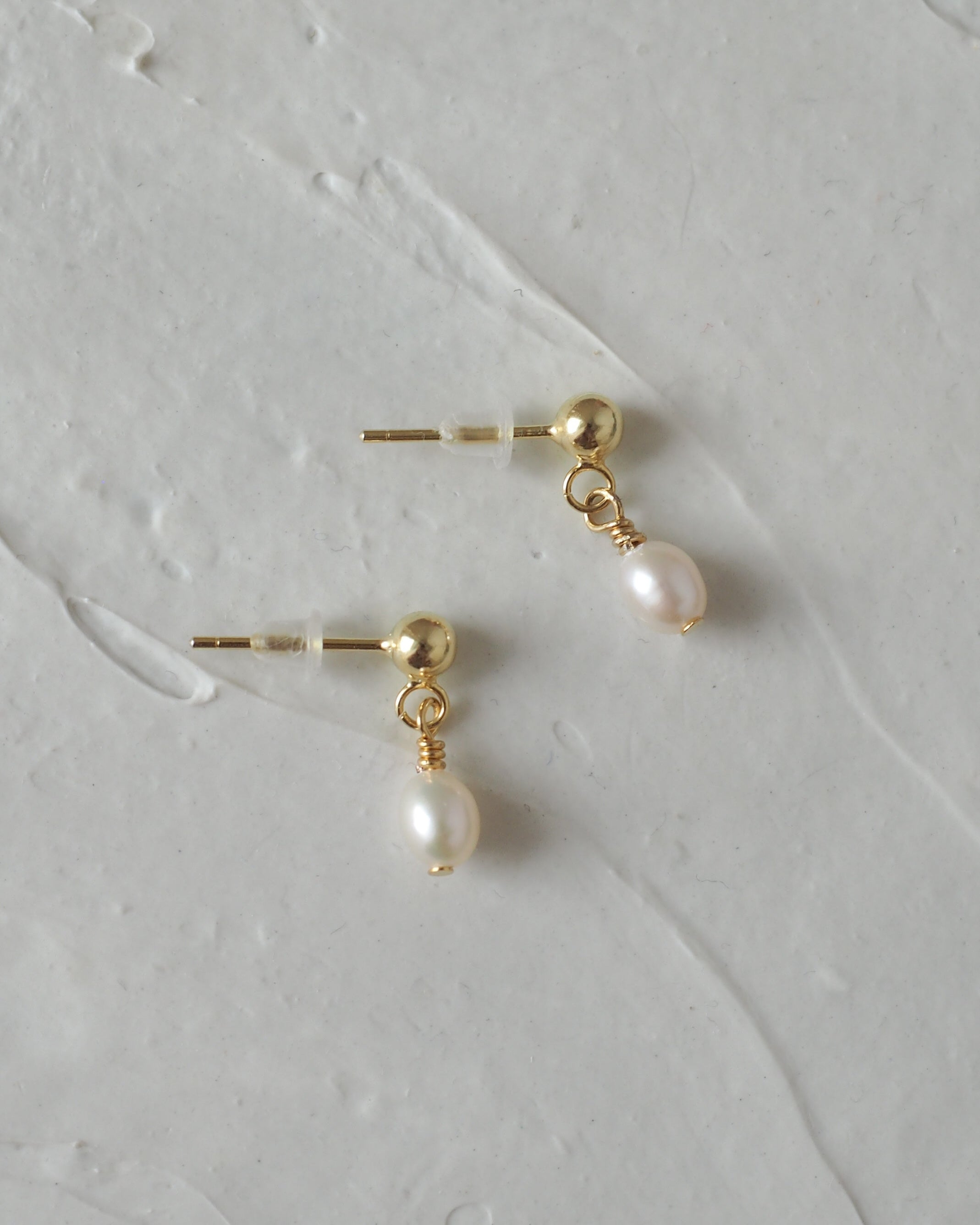 CAPRI Ear Studs